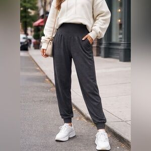 Aerie High-Waisted Lightweight Pants – XS